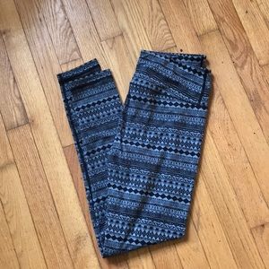 Small patterned leggings